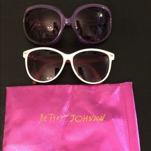 Betsy Johnson sunglasses